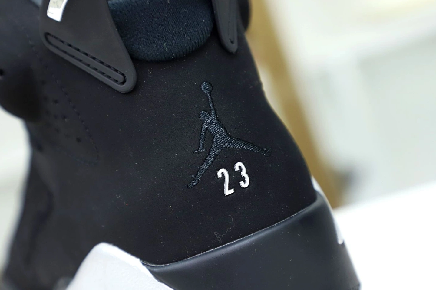 JORDAN CHROME 6 AIR 1211